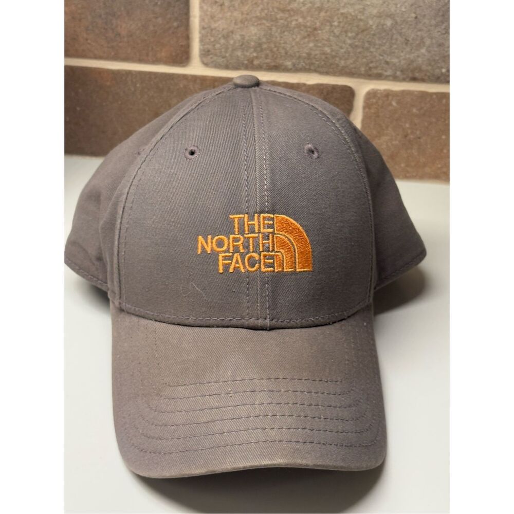 The North Face Baseball Cap Hat Berkeley Gray‎ Orange